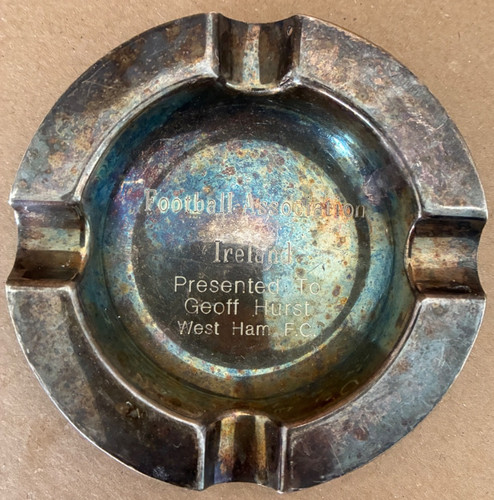 Geoff hurst award west - award, ham