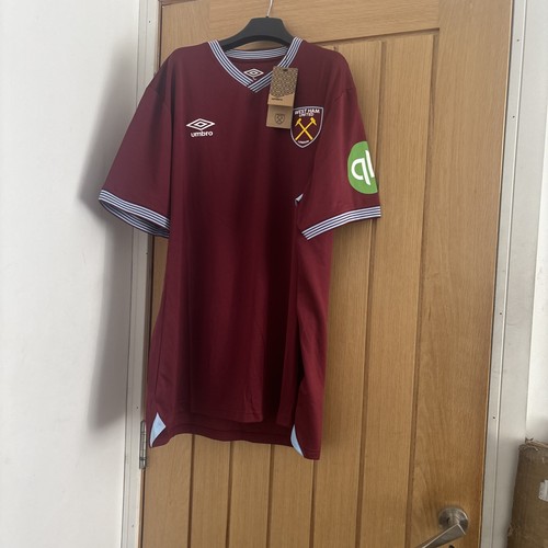 Umbro sponsor west ham - sponsor,
