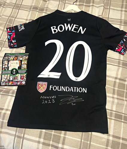 Signed bowen shirt - signed,