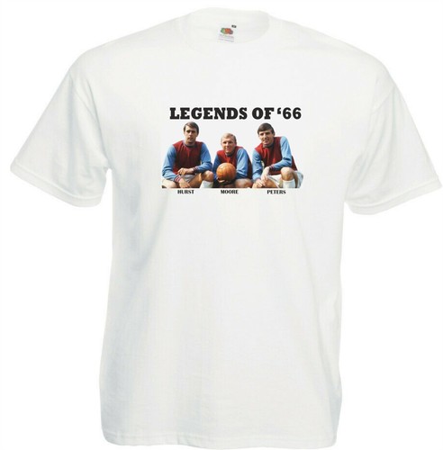 Legends bobby moore - 66,