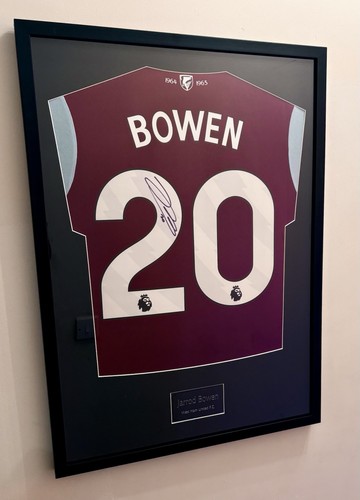 Bowen signed framed west ham - bowen,