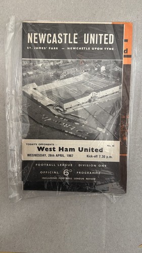 Newcastle united west ham - united, v