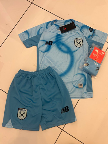 New balance west ham - new,